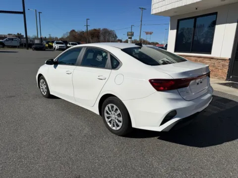 More photos of 2024 Kia Forte LX at Jerry Hunt Supercenter - Lexington, NC
