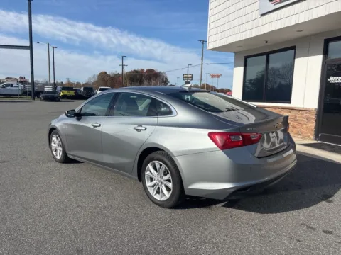 More photos of 2024 Chevrolet Malibu LT at Jerry Hunt Supercenter - Lexington, NC