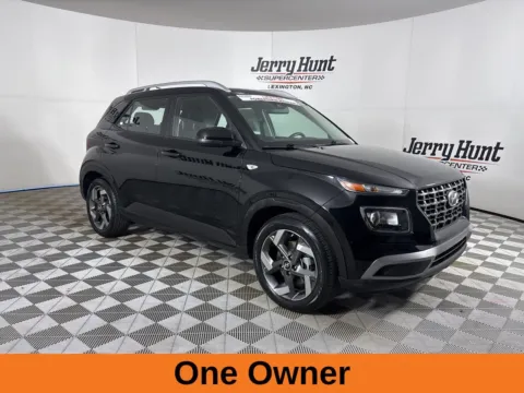 More photos of 2024 Hyundai Venue SEL at Jerry Hunt Supercenter - Lexington, NC