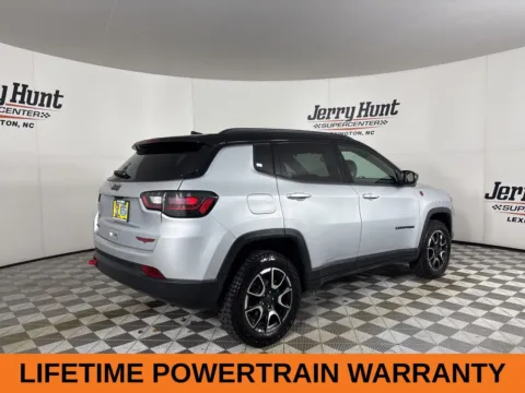 More photos of 2025 Jeep Compass Trailhawk at Jerry Hunt Supercenter - Lexington, NC