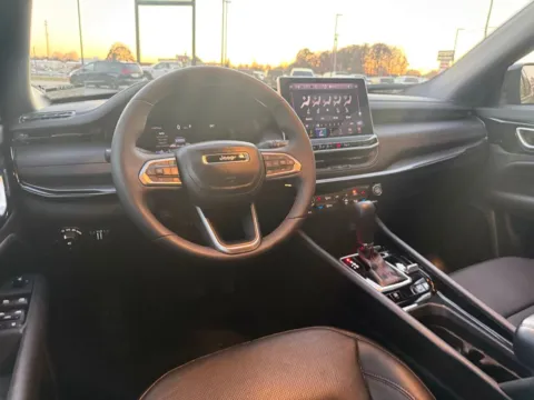 More photos of 2025 Jeep Compass Trailhawk at Jerry Hunt Supercenter - Lexington, NC