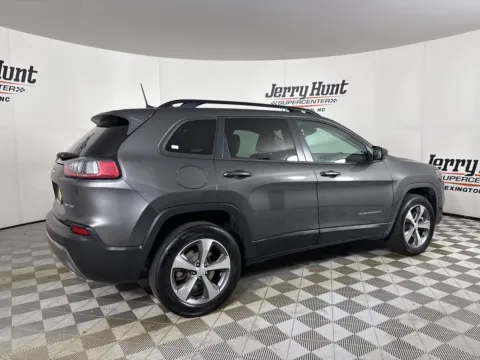 More photos of 2022 Jeep Cherokee Limited at Jerry Hunt Supercenter - Lexington, NC