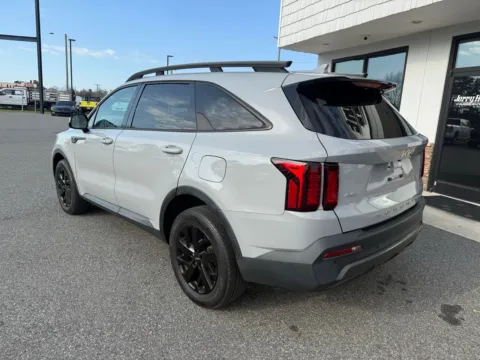 More photos of 2022 Kia Sorento S at Jerry Hunt Supercenter - Lexington, NC