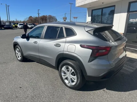 More photos of 2024 Chevrolet Trax LS at Jerry Hunt Supercenter - Lexington, NC