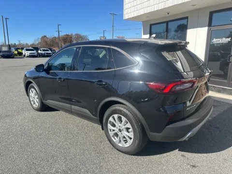 More photos of 2025 Ford Escape Active at Jerry Hunt Supercenter - Lexington, NC