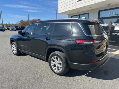 More photos of 2021 Jeep Grand Cherokee L Limited at Jerry Hunt Supercenter - Lexington, NC