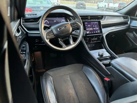 More photos of 2023 Jeep Grand Cherokee Altitude at Jerry Hunt Supercenter - Lexington, NC