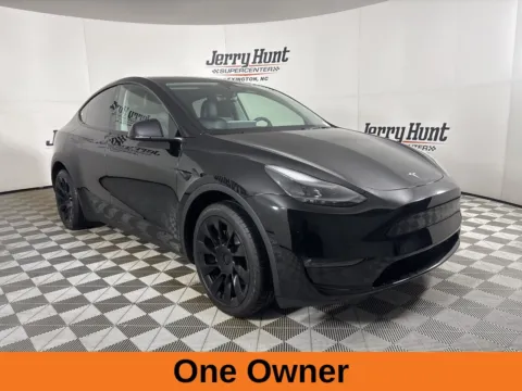 More photos of 2023 Tesla Model Y Long Range at Jerry Hunt Supercenter - Lexington, NC
