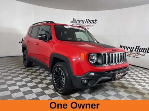 More photos of 2023 Jeep Renegade Latitude at Jerry Hunt Supercenter - Lexington, NC