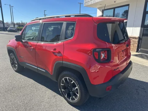 More photos of 2023 Jeep Renegade Latitude at Jerry Hunt Supercenter - Lexington, NC