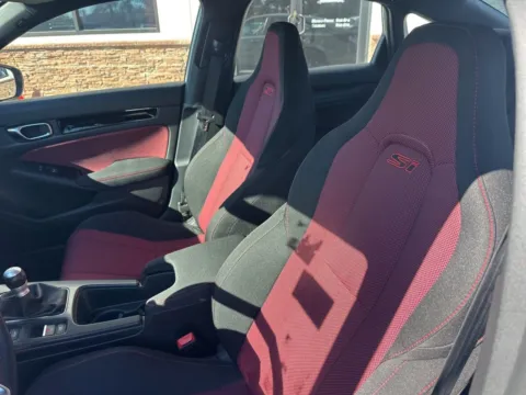 Photos of 2025 Honda Civic Si for sale in Lexington, NC at Jerry Hunt Supercenter - Lexington