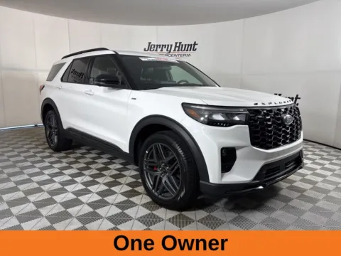 More photos of 2025 Ford Explorer ST-Line at Jerry Hunt Supercenter - Lexington, NC