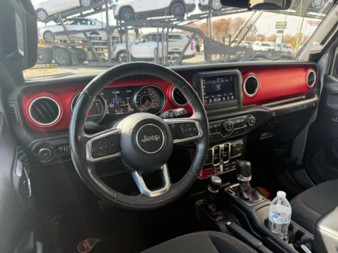 More photos of 2021 Jeep Wrangler Unlimited Rubicon at Jerry Hunt Supercenter - Lexington, NC