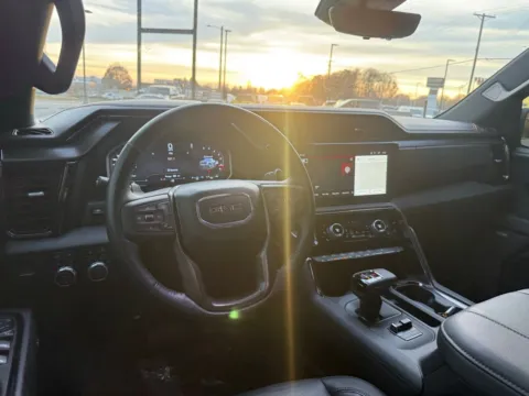 More photos of 2023 GMC Sierra 1500 AT4 at Jerry Hunt Supercenter - Lexington, NC