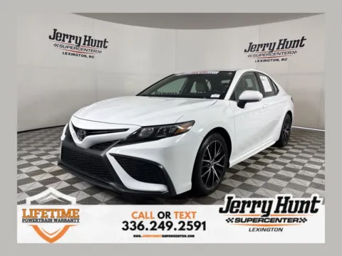 White 2023 Toyota Camry SE for sale in Lexington, NC