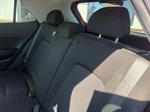 More photos of 2021 Hyundai Venue SE at Jerry Hunt Supercenter - Lexington, NC