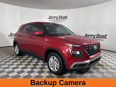 More photos of 2021 Hyundai Venue SE at Jerry Hunt Supercenter - Lexington, NC