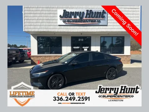 Black 2022 Hyundai Elantra SEL for sale in Lexington, NC