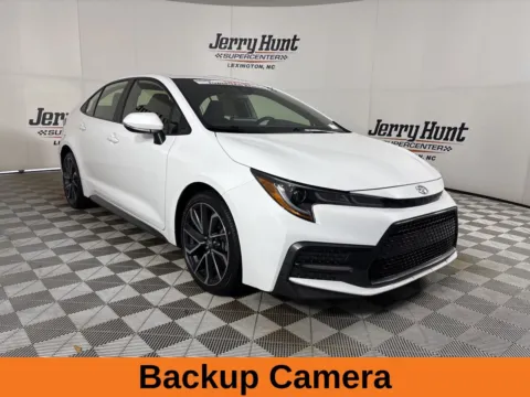 More photos of 2022 Toyota Corolla SE at Jerry Hunt Supercenter - Lexington, NC