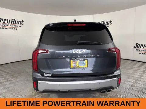 More photos of 2024 Kia Telluride S at Jerry Hunt Supercenter - Lexington, NC