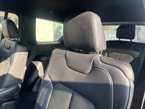 More photos of 2024 Jeep Grand Cherokee L Altitude X at Jerry Hunt Supercenter - Lexington, NC