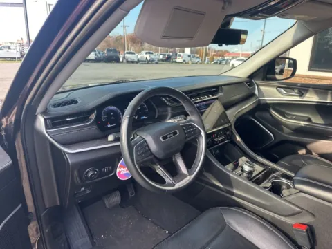 Another view of 2022 Jeep Grand Cherokee L Limited for sale in Lexington, NC at Jerry Hunt Supercenter - Lexington