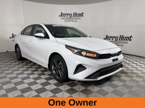 More photos of 2023 Kia Forte LXS at Jerry Hunt Supercenter - Lexington, NC