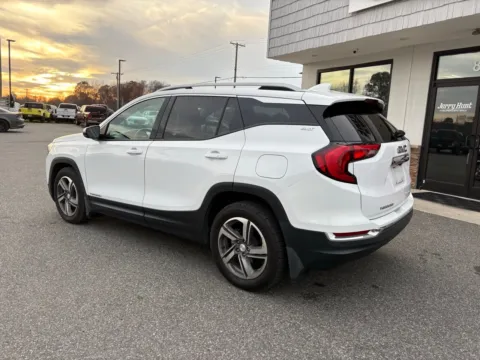 More photos of 2019 GMC Terrain SLT at Jerry Hunt Supercenter - Lexington, NC