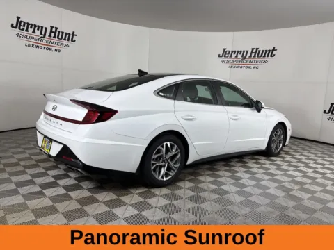 More photos of 2023 Hyundai Sonata SEL at Jerry Hunt Supercenter - Lexington, NC