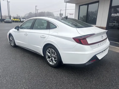 More photos of 2023 Hyundai Sonata SEL at Jerry Hunt Supercenter - Lexington, NC