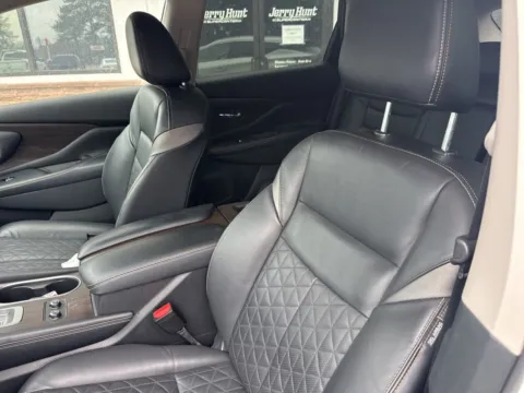 Photos of 2024 Nissan Murano Platinum for sale in Lexington, NC at Jerry Hunt Supercenter - Lexington