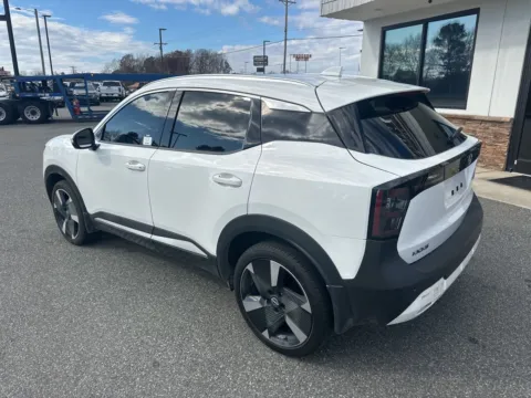 More photos of 2025 Nissan Kicks SR at Jerry Hunt Supercenter - Lexington, NC