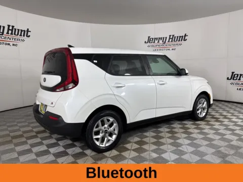More photos of 2021 Kia Soul S at Jerry Hunt Supercenter - Lexington, NC