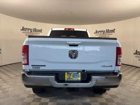 More photos of 2022 Ram 2500 Big Horn at Jerry Hunt Supercenter - Lexington, NC