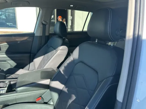 Photos of 2024 Volkswagen Atlas 2.0T SE w/Technology for sale in Lexington, NC at Jerry Hunt Supercenter - Lexington