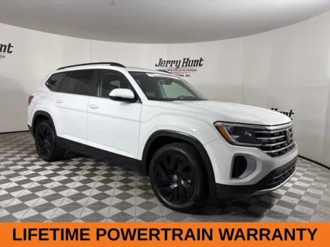 More photos of 2024 Volkswagen Atlas 2.0T SE w/Technology at Jerry Hunt Supercenter - Lexington, NC