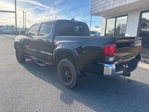 More photos of 2021 Toyota Tacoma at Jerry Hunt Supercenter - Lexington, NC