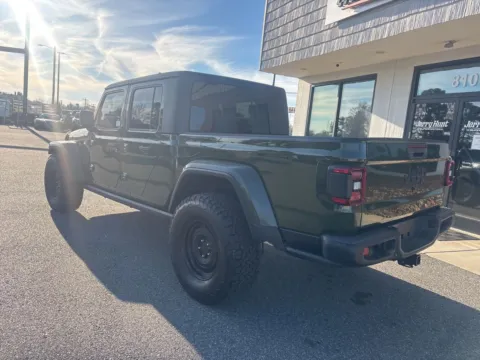 More photos of 2021 Jeep Gladiator Sport at Jerry Hunt Supercenter - Lexington, NC