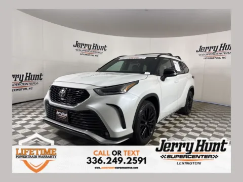 White 2023 Toyota Highlander L for sale in Lexington, NC