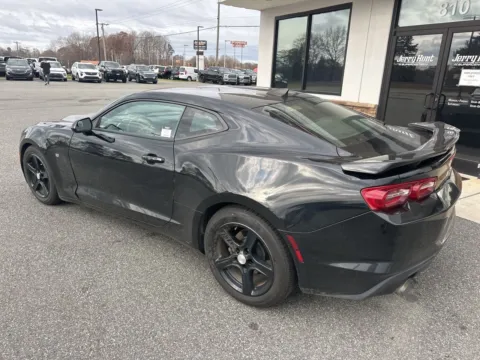 More photos of 2022 Chevrolet Camaro 1LT at Jerry Hunt Supercenter - Lexington, NC