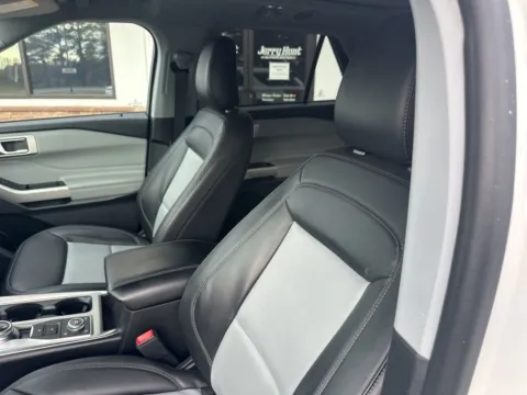 Photos of 2024 Ford Explorer XLT for sale in Lexington, NC at Jerry Hunt Supercenter - Lexington