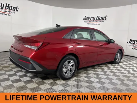 More photos of 2025 Hyundai Elantra SE at Jerry Hunt Supercenter - Lexington, NC