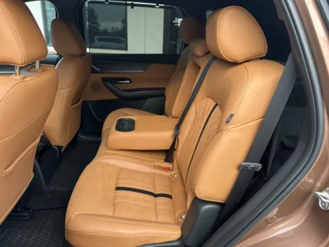 More photos of 2025 Mazda CX-70 3.3 Turbo S Premium Plus at Jerry Hunt Supercenter - Lexington, NC