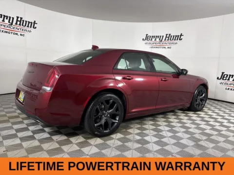 More photos of 2023 Chrysler 300 S at Jerry Hunt Supercenter - Lexington, NC