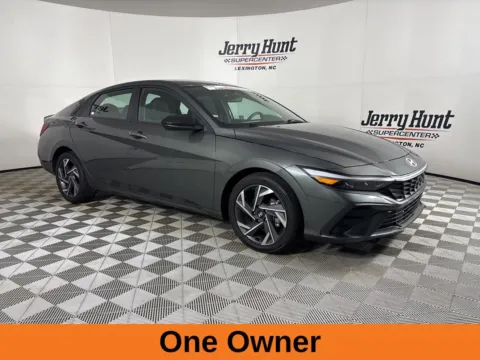 More photos of 2025 Hyundai Elantra SEL Sport at Jerry Hunt Supercenter - Lexington, NC