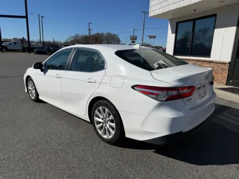 More photos of 2019 Toyota Camry LE at Jerry Hunt Supercenter - Lexington, NC