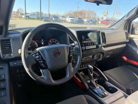 More photos of 2022 Nissan Frontier PRO-4X at Jerry Hunt Supercenter - Lexington, NC