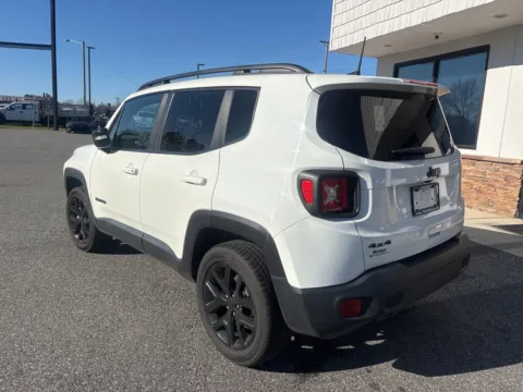 More photos of 2022 Jeep Renegade Altitude at Jerry Hunt Supercenter - Lexington, NC