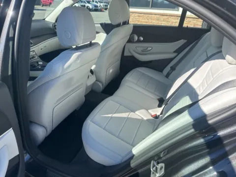 More photos of 2022 Mercedes-Benz E-Class E 450 at Jerry Hunt Supercenter - Lexington, NC