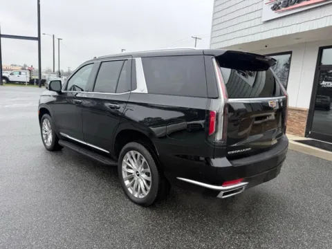More photos of 2022 Cadillac Escalade Premium Luxury at Jerry Hunt Supercenter - Lexington, NC